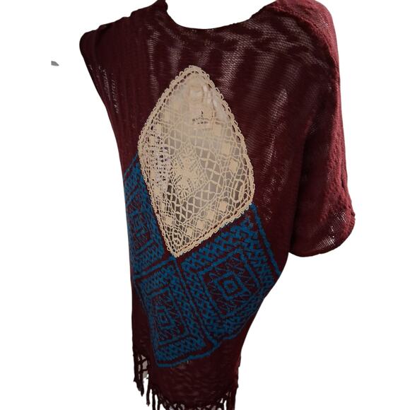 Umgee Women's Size M/L Boho Knit Aztec Fringed  Crochet Inlay Ruana Cardigan - Picture 4 of 12
